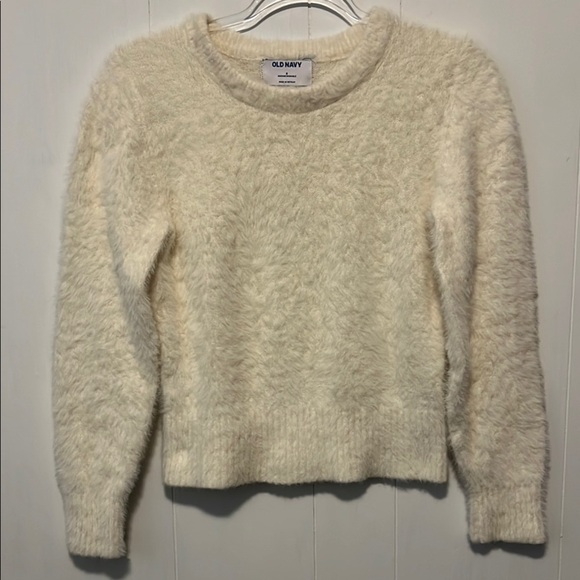 Old Navy Women's Cream Sweater - Picture 1 of 3